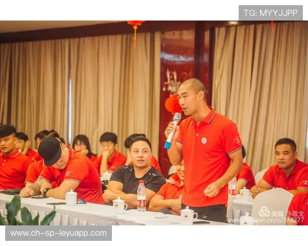 举重青训班推出家长观摩日增加家庭支持力度